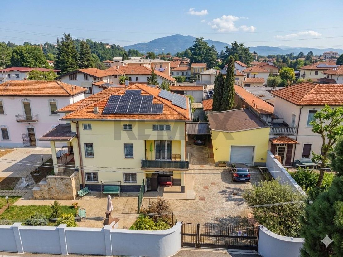 Villa in Cedrate, Gallarate, Lombardy 3 - 17561585