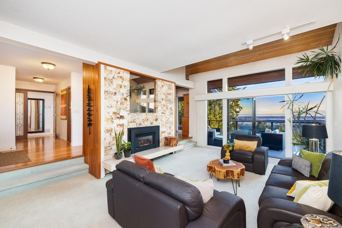 House in North Vancouver, British Columbia, Canada 5 - 17560770