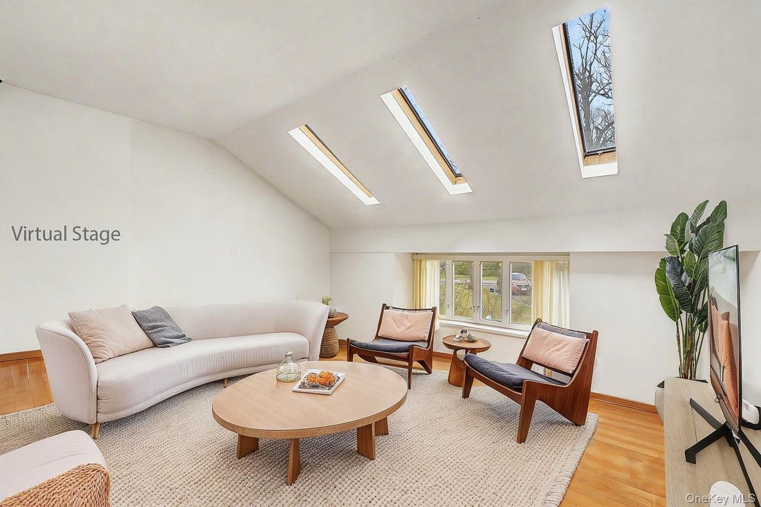 House in Great Neck, New York, United States 2 - 17542803