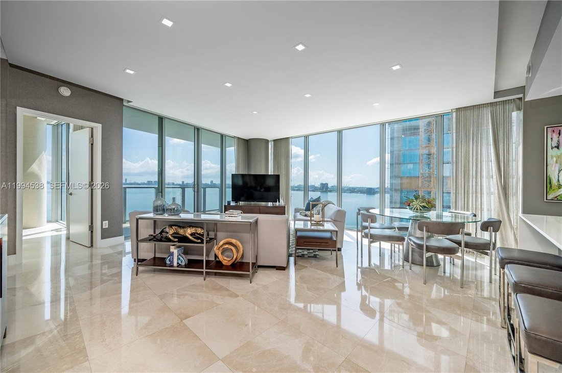 Condo in Miami, Florida, United States 2 - 17559689