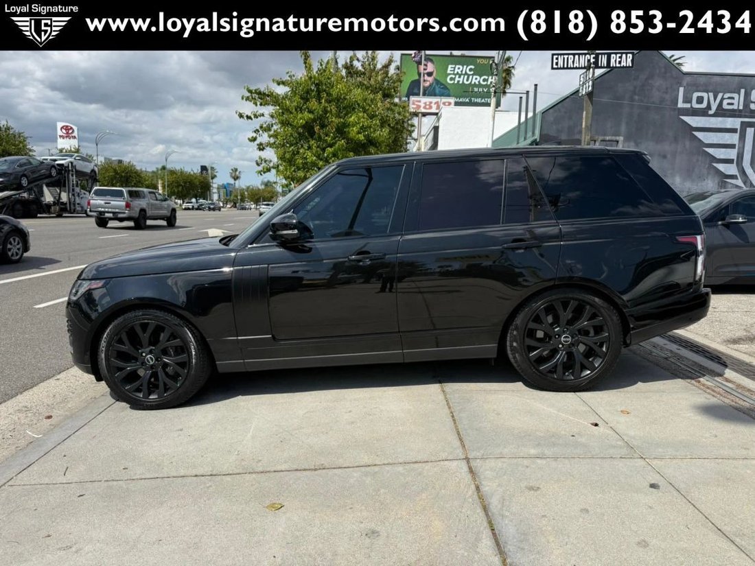 Suv in Van Nuys, CA, United States 4 - 17568979