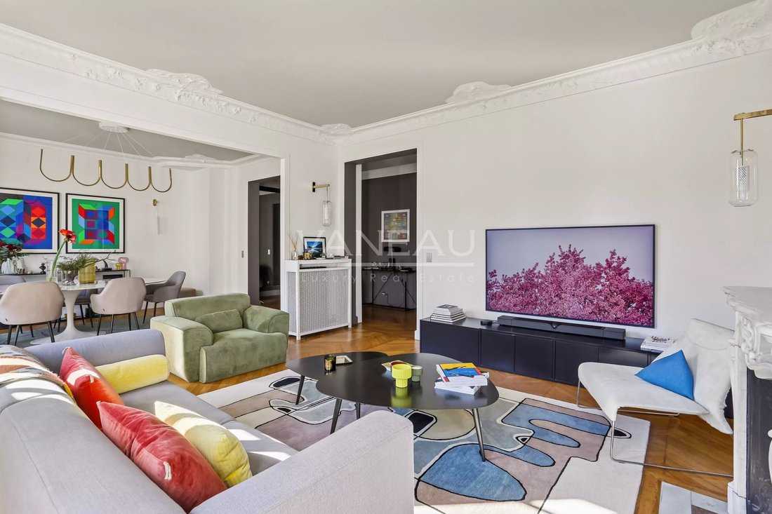 Apartment in Bois de Boulogne, Paris 16e Arrondissement, Paris 1 - 17558260