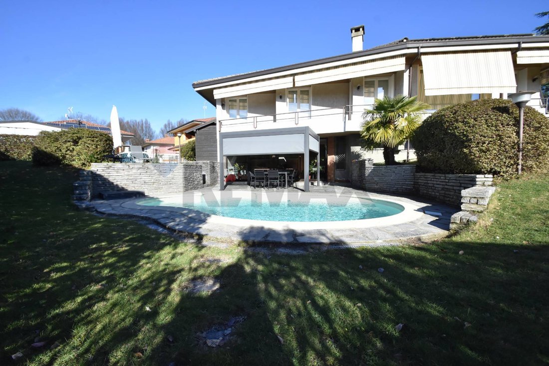 Villa in Varallo Pombia, Piedmont, Italy 3 - 17561582