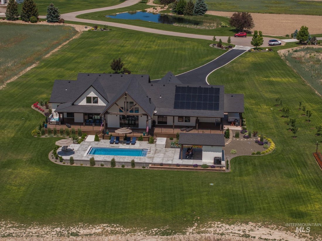 House in American Falls, Idaho, United States 1 - 17560117