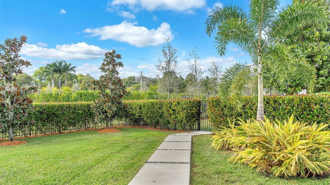 House in Fort Lauderdale, Florida, United States 3 - 17563852
