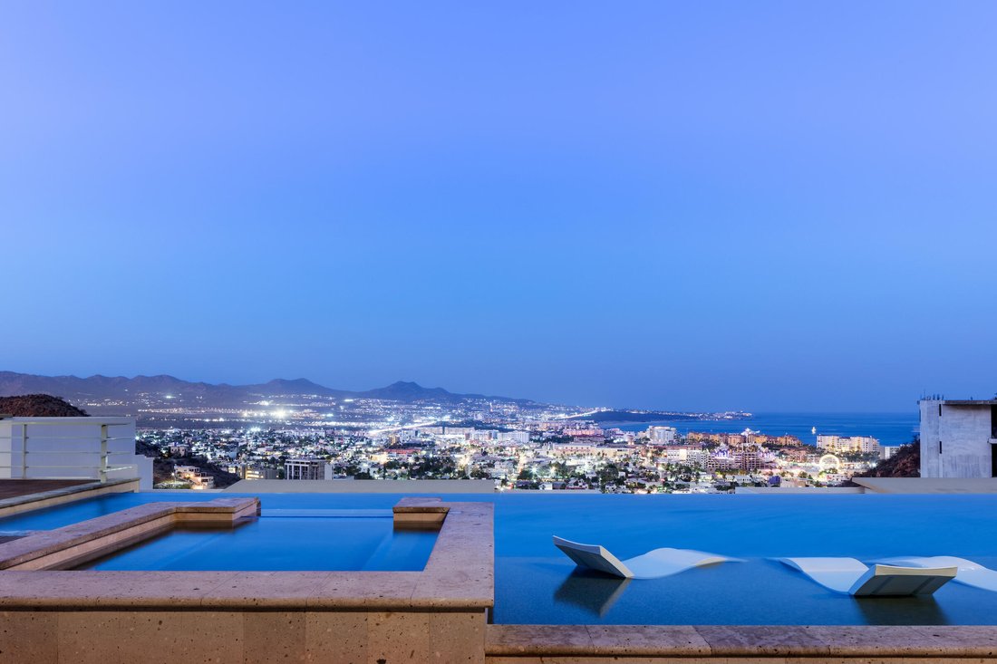 Condo in Cabo San Lucas, Baja California Sur, Mexico 1 - 17566109