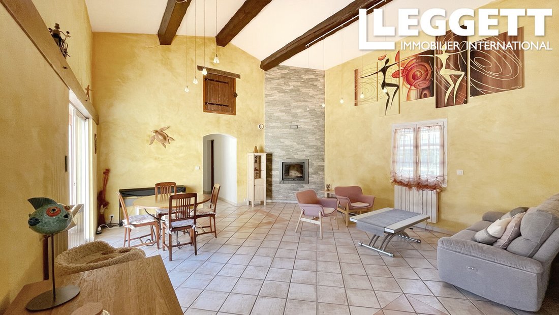 Villa in Montauroux, Provence-Alpes-Côte d'Azur, France 3 - 17557945