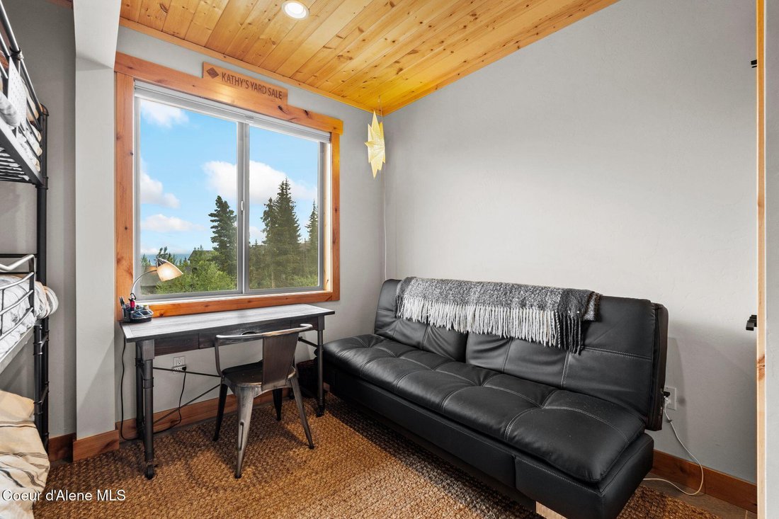 House in Sandpoint, Idaho, United States 4 - 17559358