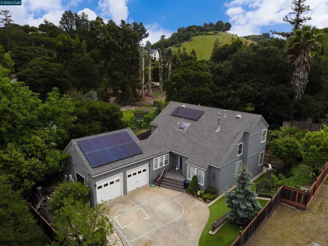 House in El Sobrante, California, United States 1 - 17561073