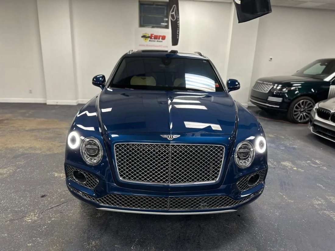 Sedan in Great Neck, New York, United States 3 - 12578792