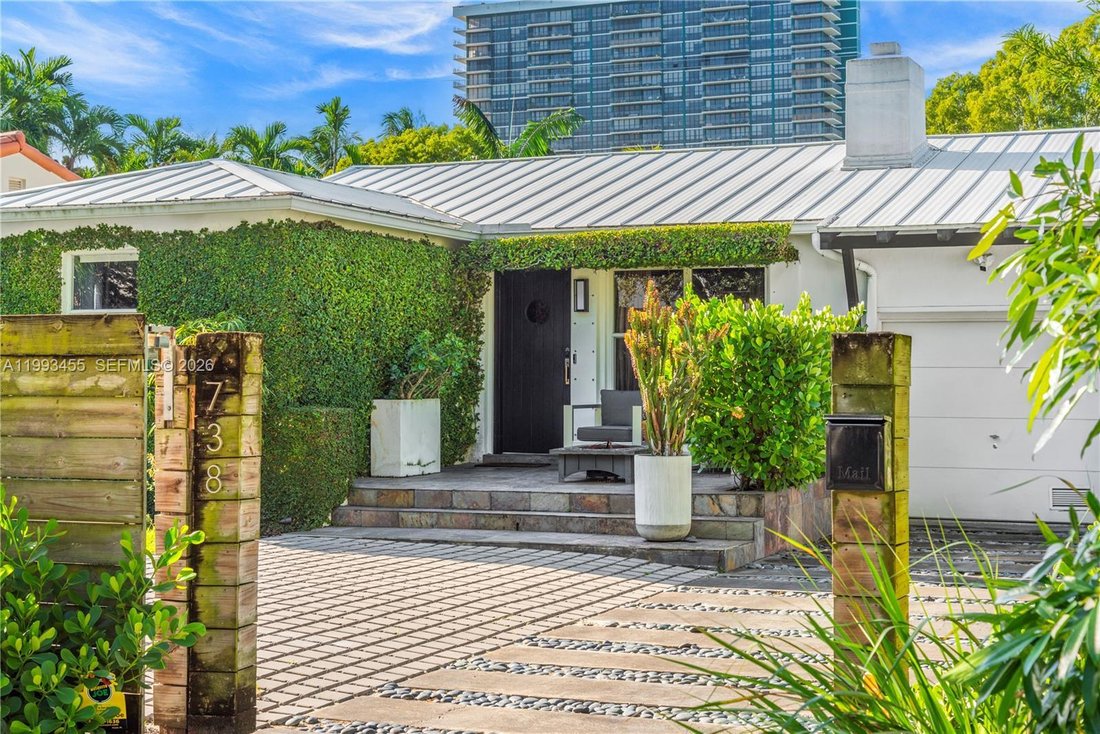House in Miami, Florida, United States 4 - 17558037