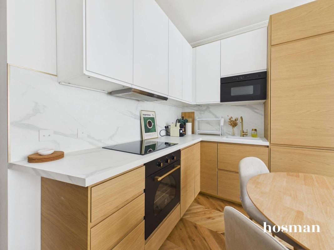 Apartment in Gros Caillou, Paris 7e Arrondissement, Paris 4 - 17557794
