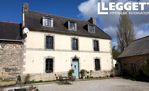 Maison à Cast, Bretagne, France 1