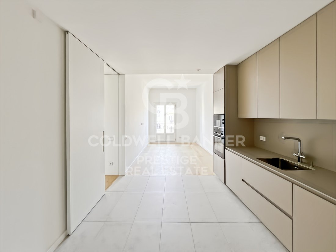 Apartment in Eixample, Barcelona, Spain 2 - 14587271