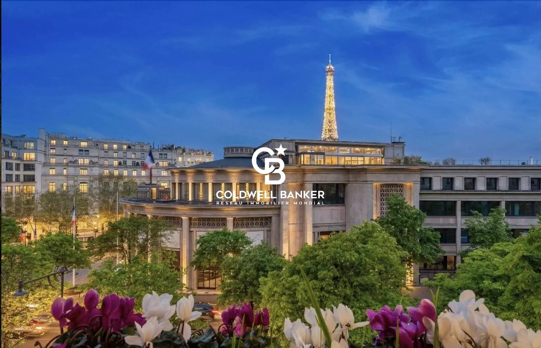 Apartment in Paris 16e Arrondissement, Paris, France 1 - 17560857