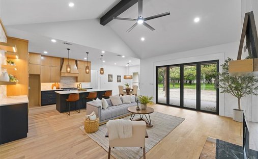 House in Weatherford, Texas, United States 1