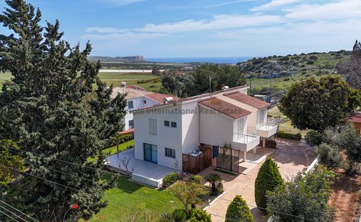 Villa in Agia Napa, Zypern 1