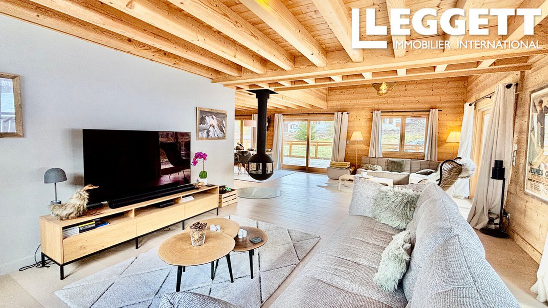 Chalet in Saint-Gervais-les-Bains, Auvergne-Rhône-Alpes, France 4 - 17564171