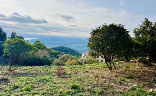 Land in Èze, Provence-Alpes-Côte d'Azur, Frankreich 1