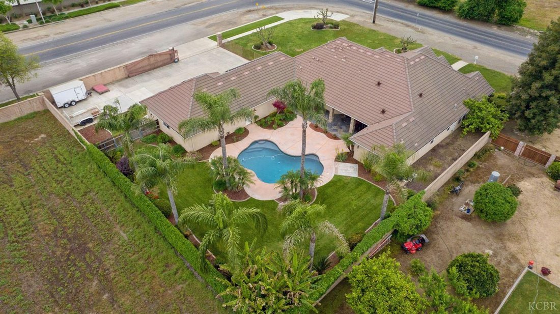 House in Visalia, California, United States 4 - 17565798