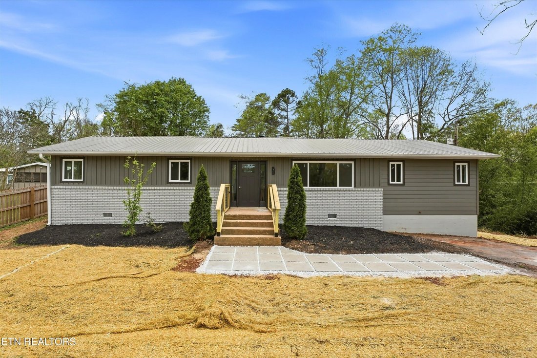 House in Knoxville, Tennessee, United States 1 - 17564090