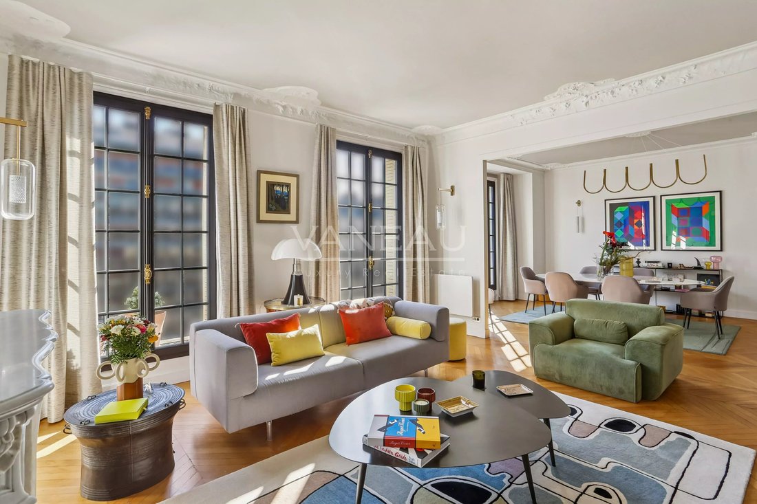Apartment in Bois de Boulogne, Paris 16e Arrondissement, Paris 2 - 17558260