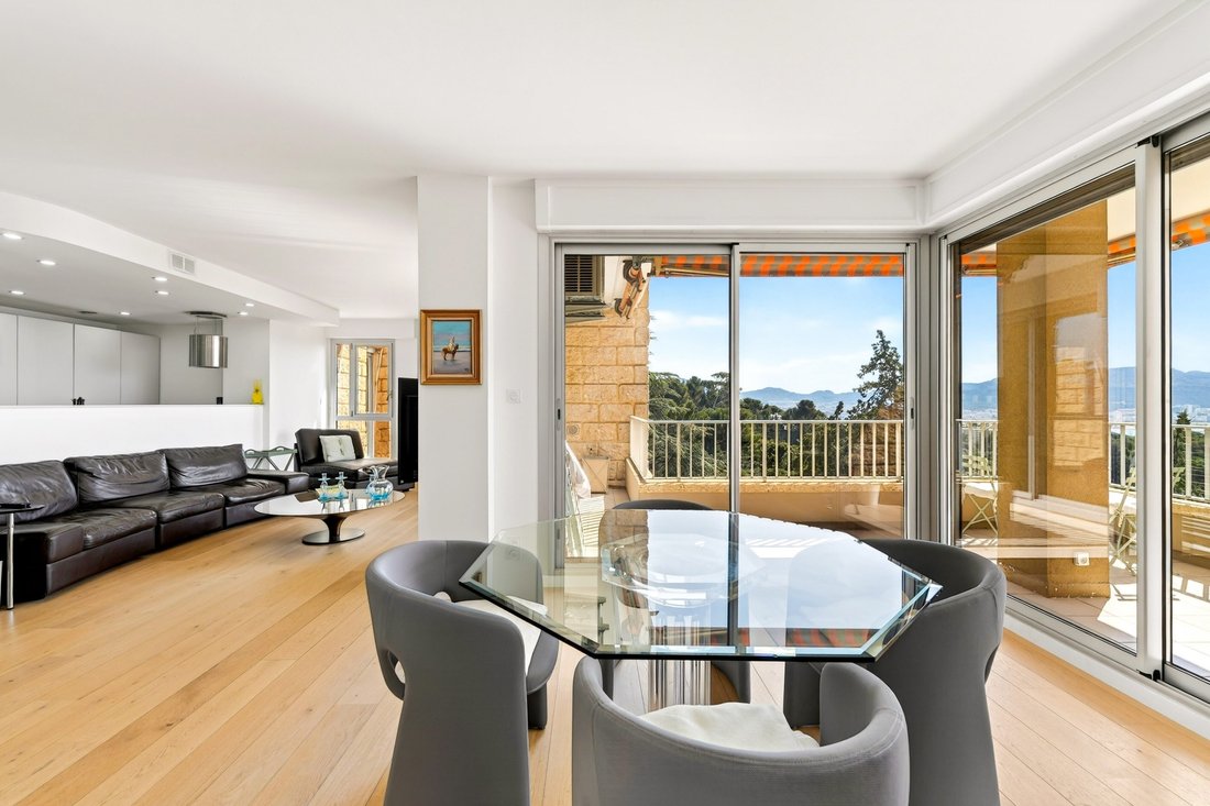Apartment in Endoume, 7e Arrondissement, Marseille 1 - 17563158