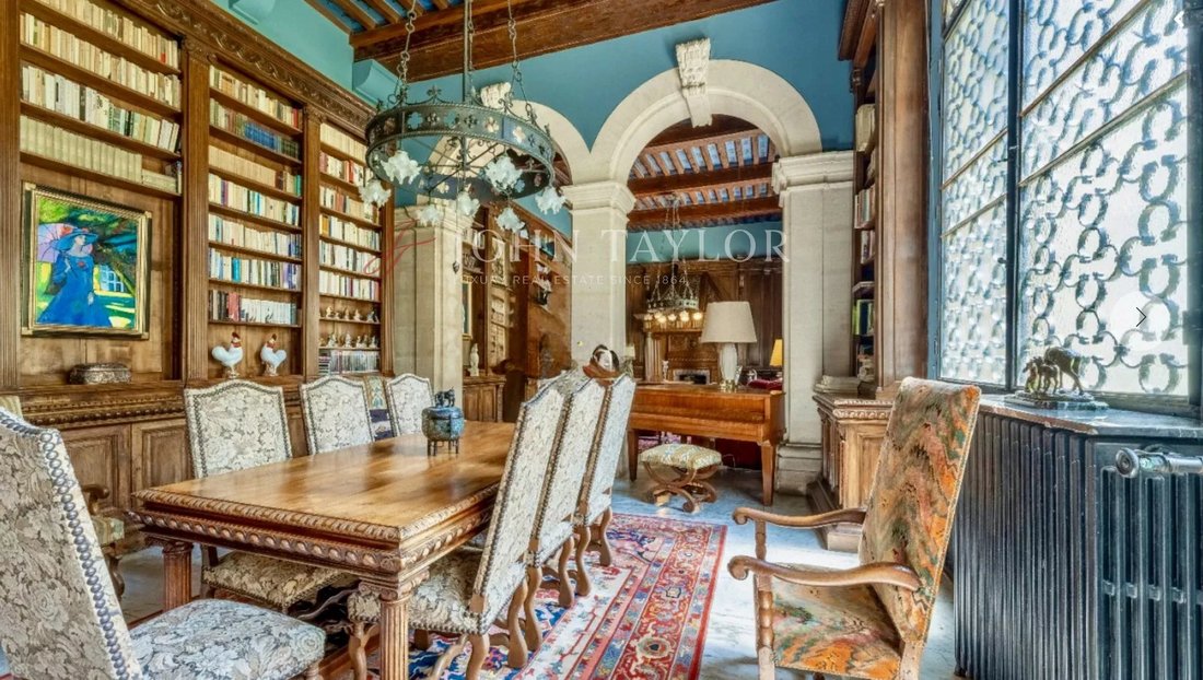 Estate in Nevons-route d'Apt, L'Isle-sur-la-Sorgue, France 3 - 17556955