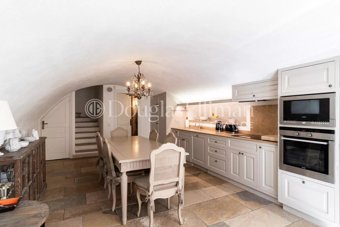 Casa en Mougins, Provenza-Alpes-Costa Azul, Francia 5 - 17558293