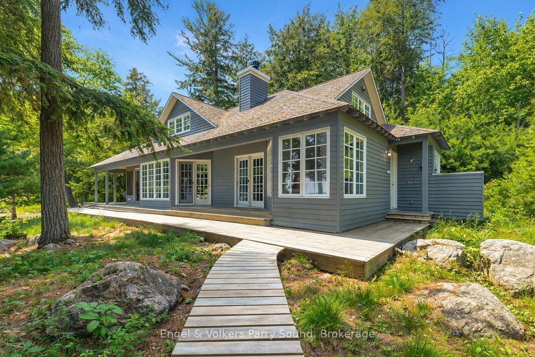 House in Nobel, Ontario, Canada 2 - 17560800