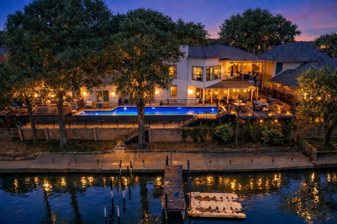 House in Arlington, Texas, United States 1 - 17567484