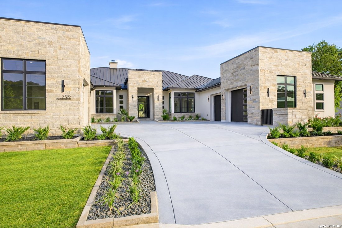 House in San Antonio, Texas, United States 3 - 17557372