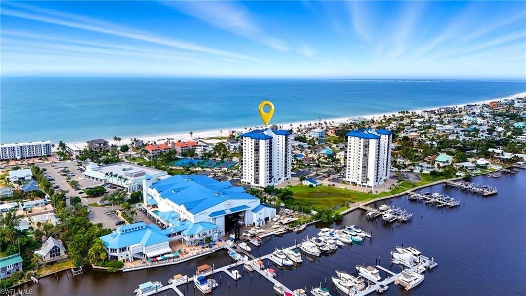 Condo in Fort Myers Beach, Florida, United States 2 - 17563966