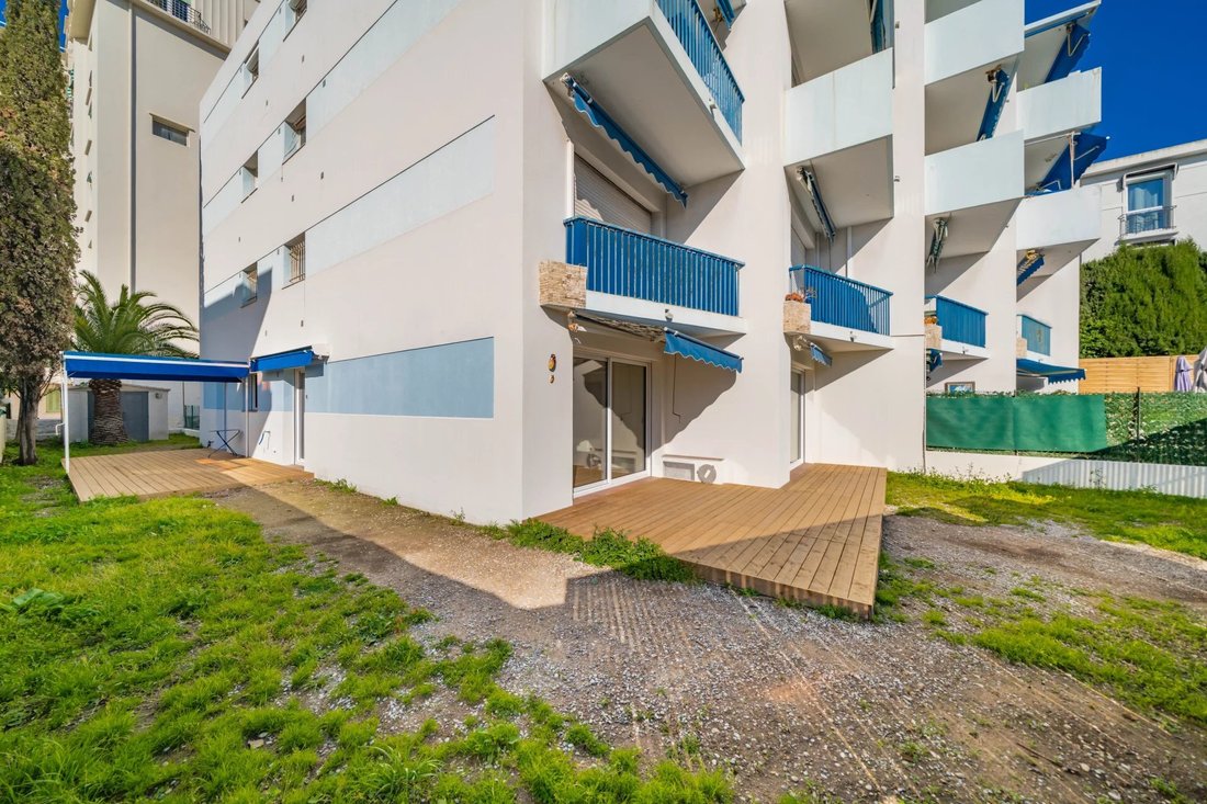 Apartment in La Source, Cannes, France 5 - 17566096