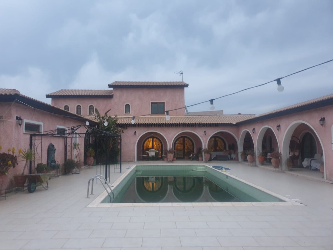 Villa in Mosfiloti, Larnaca, Cyprus 1 - 17561006