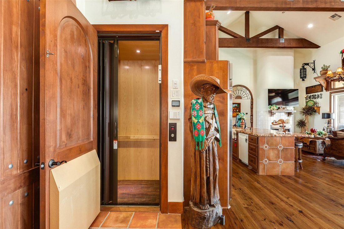 House in Galveston, Texas, United States 5 - 17560401