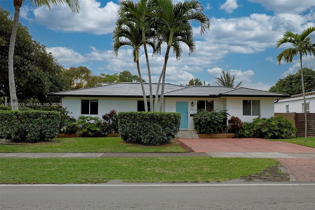 House in Miami, Florida, United States 3 - 17556981