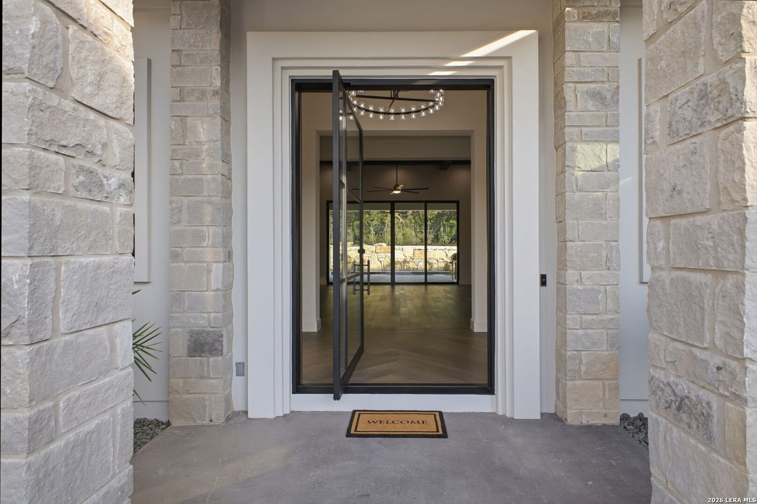 House in San Antonio, Texas, United States 5 - 17557372