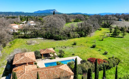Maison à Le Tholonet, Provence-Alpes-Côte d'Azur, France 1