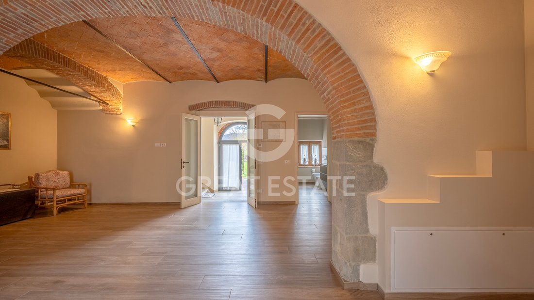 Estate in Castel Focognano, Tuscany, Italy 2 - 17559834