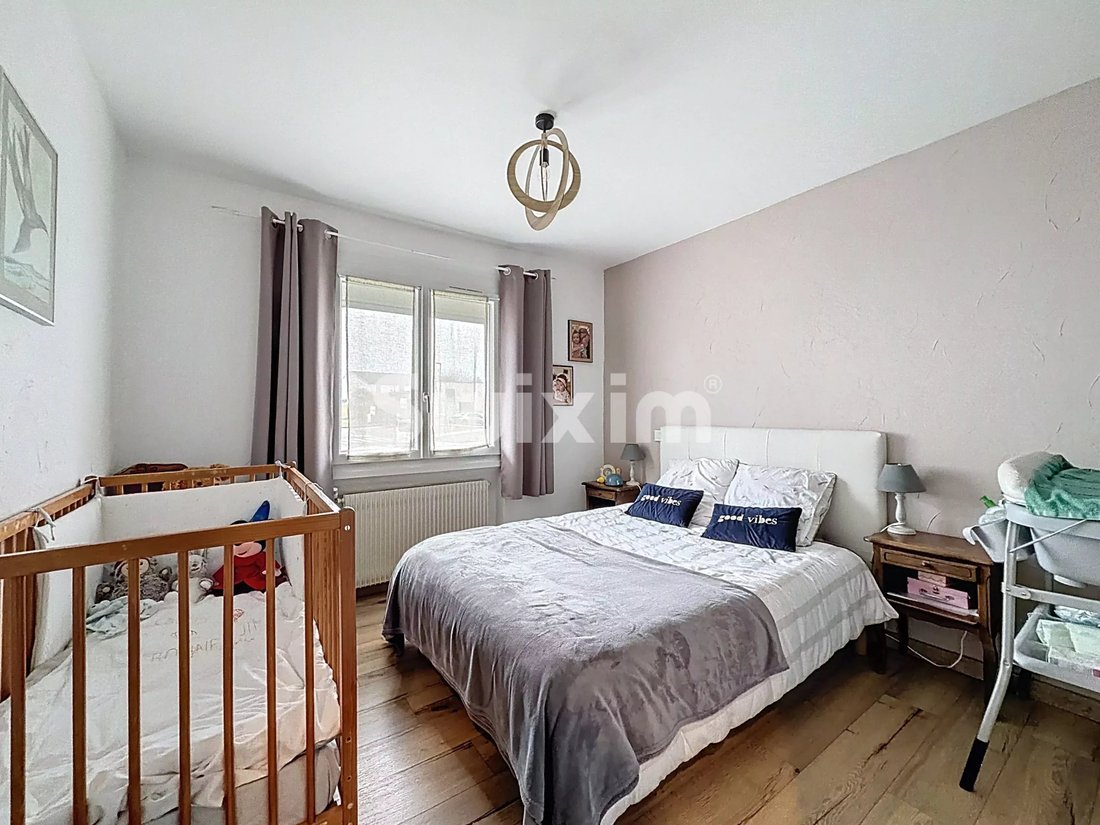Apartment in Divonne-les-Bains, Auvergne-Rhône-Alpes, France 5 - 17564469