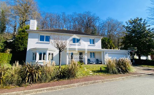 House in Centre, Triel-sur-Seine, France 1