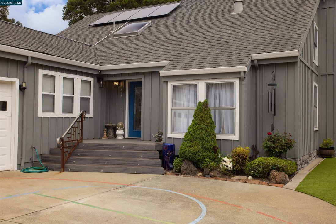House in El Sobrante, California, United States 4 - 17561073