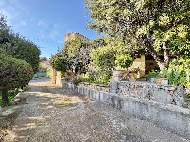House in Grasse, Provence-Alpes-Côte d'Azur, France 5 - 17562606