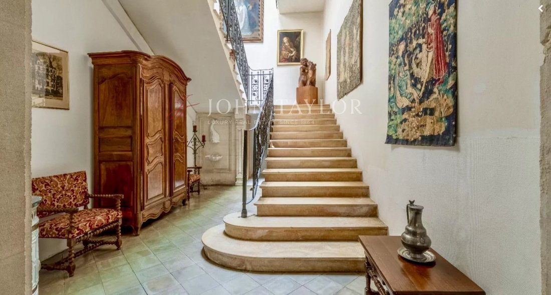 Estate in Nevons-route d'Apt, L'Isle-sur-la-Sorgue, France 4 - 17556955