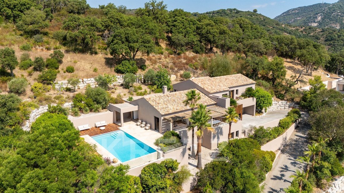 Villa in Grimaud, Provence-Alpes-Côte d'Azur, France 3 - 16689038
