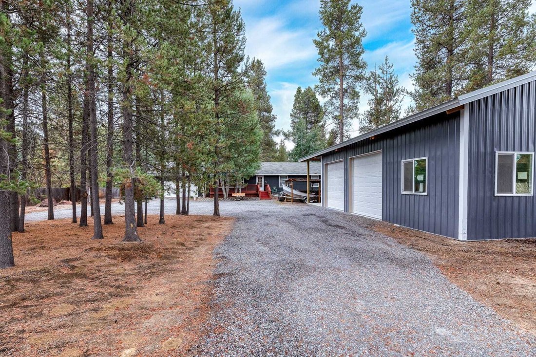 House in La Pine, Oregon, United States 3 - 17559331