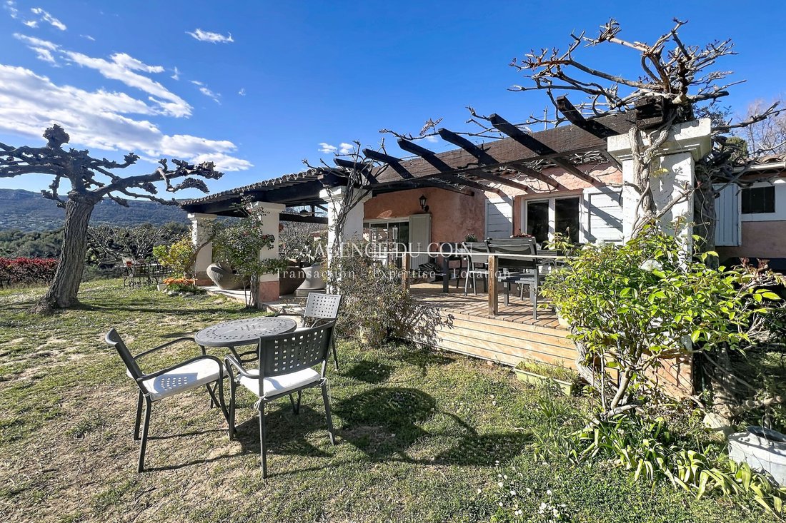 Villa in Nord, La Gaude, France 3 - 17557670