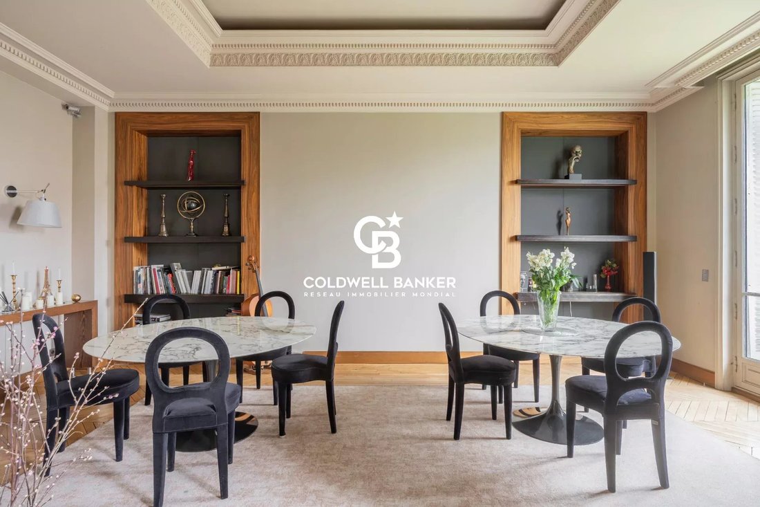 Apartment in Paris 16e Arrondissement, Paris, France 5 - 17560857