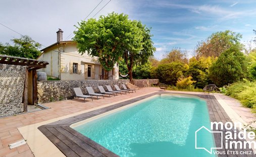 House in Langoiran, Nouvelle-Aquitaine, France 1